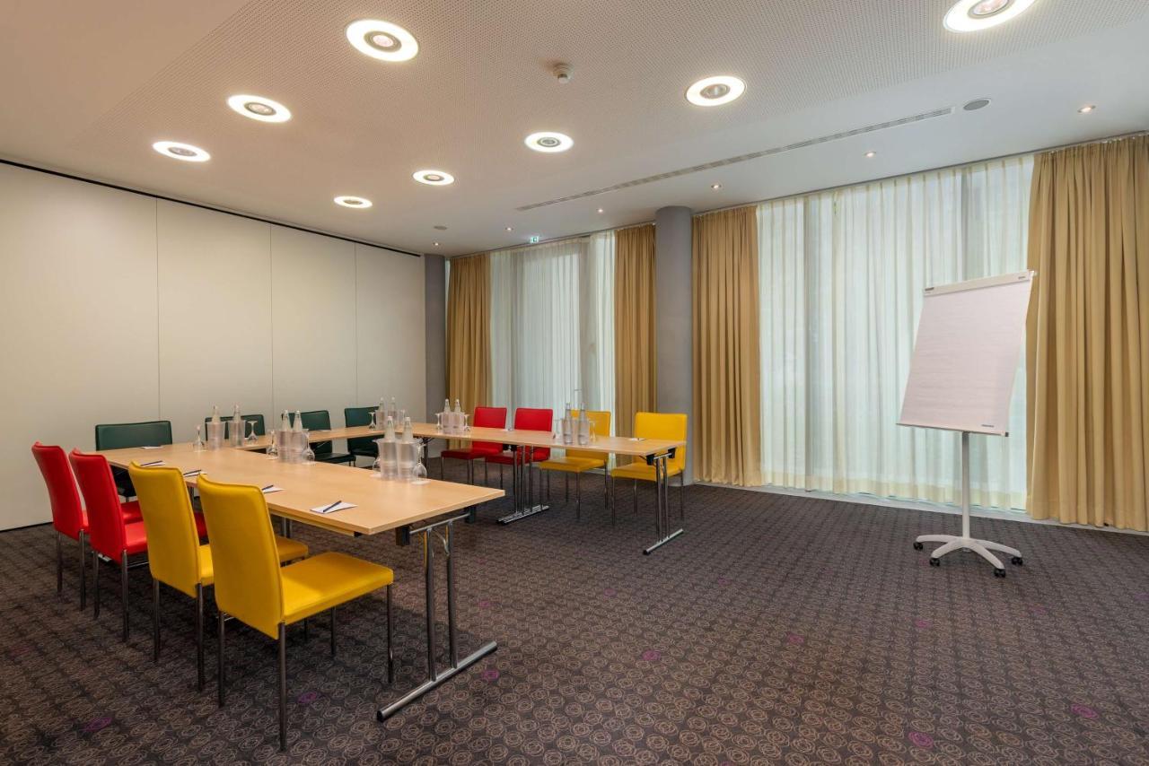 Doubletree By Hilton Frankfurt Niederrad Ξενοδοχείο Φραγκφούρτη Εξωτερικό φωτογραφία