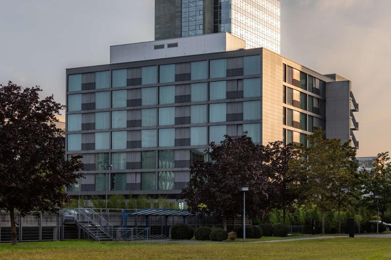 Doubletree By Hilton Frankfurt Niederrad Ξενοδοχείο Φραγκφούρτη Εξωτερικό φωτογραφία