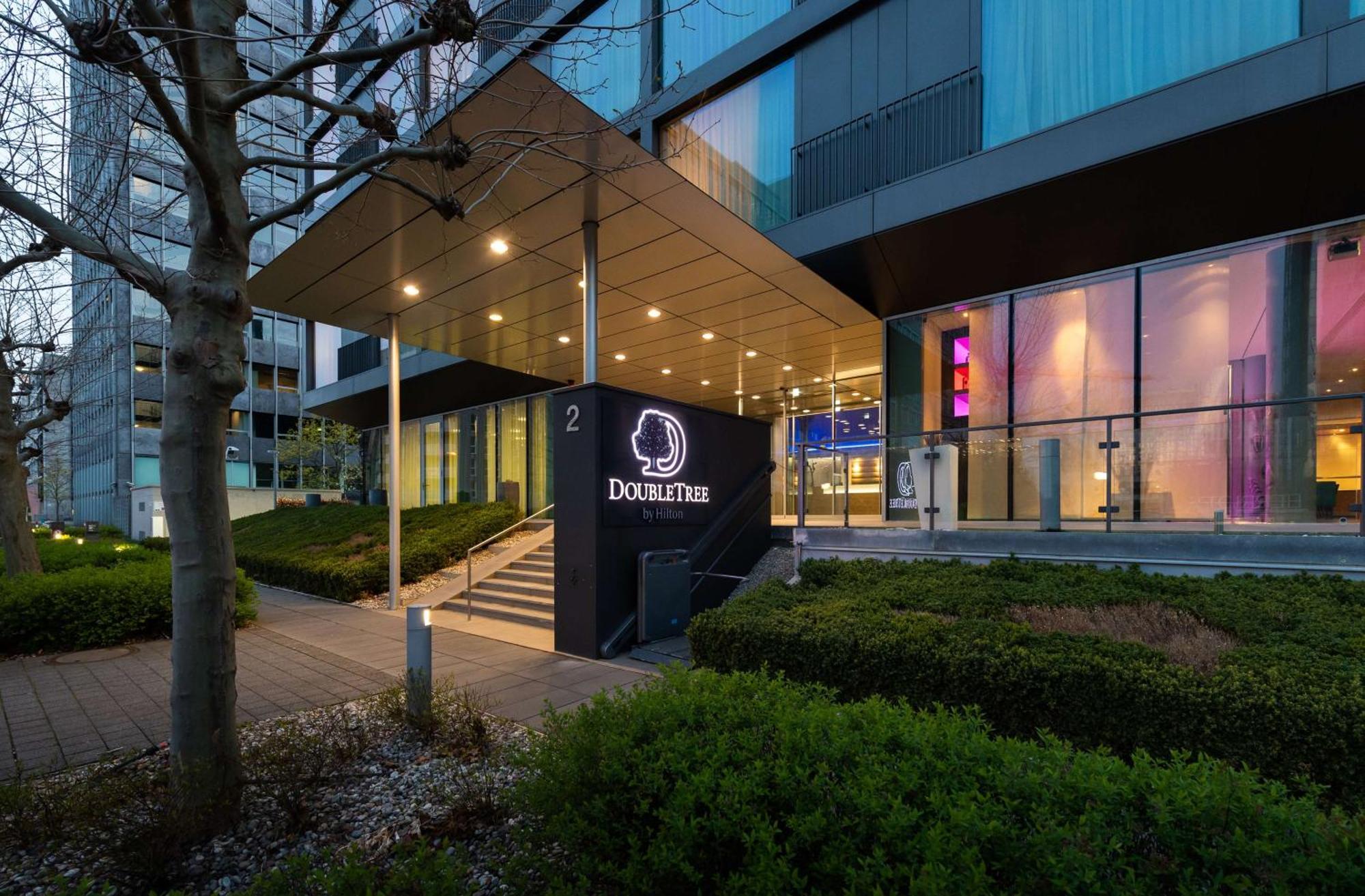 Doubletree By Hilton Frankfurt Niederrad Ξενοδοχείο Φραγκφούρτη Εξωτερικό φωτογραφία